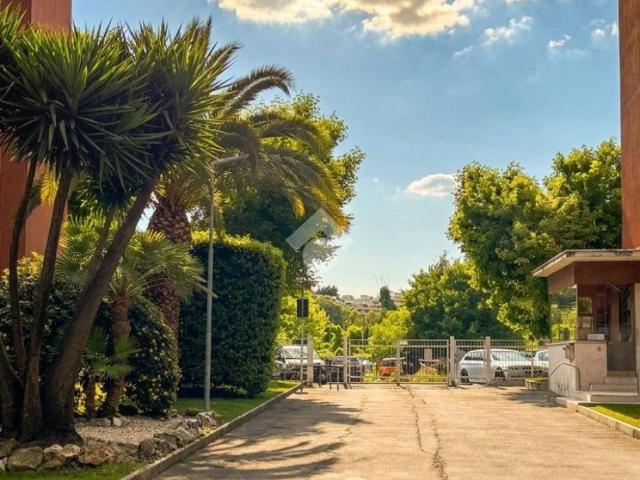 Appartamento in vendita a Roma RM