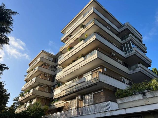 Appartamento in vendita a Roma RM