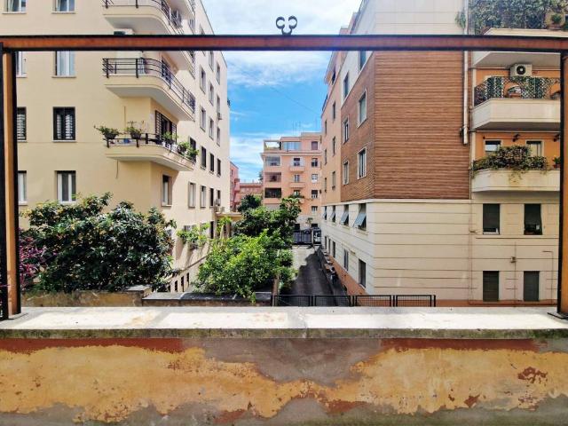 Appartamento in vendita a Roma RM