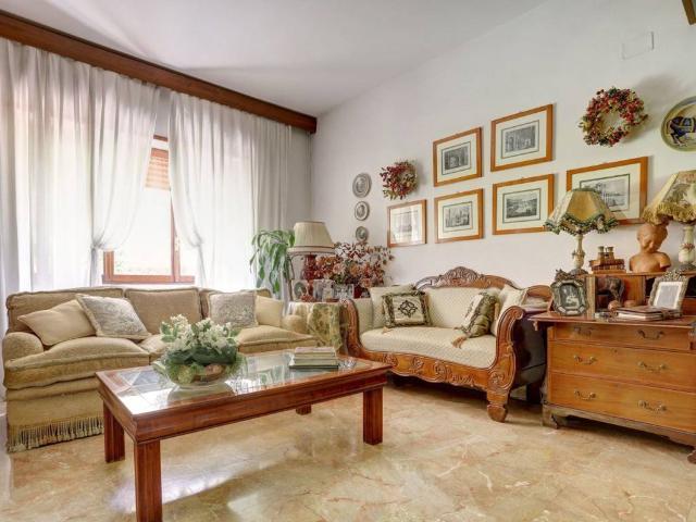 Appartamento in vendita a Roma RM