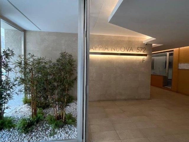 Appartamento in vendita a Roma RM