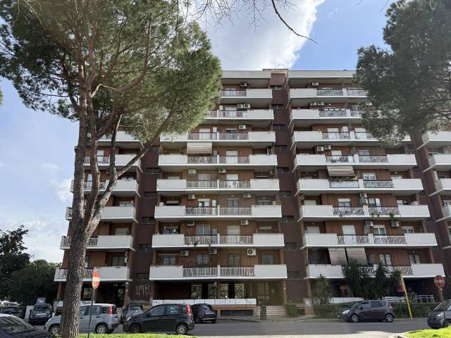 Appartamento in vendita a Roma RM