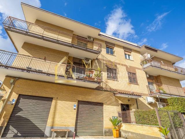 Appartamento in vendita a Roma RM