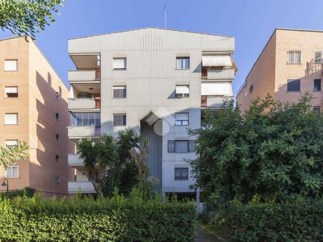 Appartamento in vendita a Roma RM