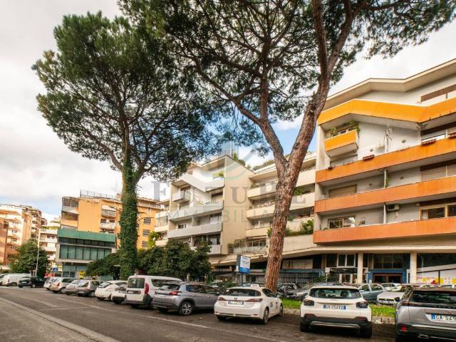 Appartamento in vendita a Roma RM