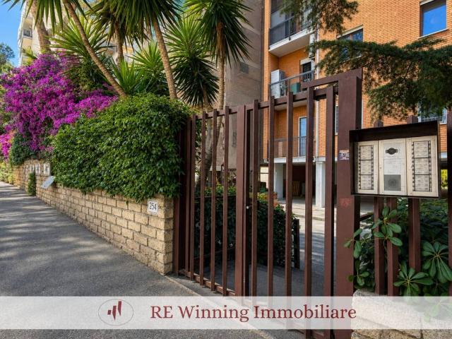 Appartamento in vendita a Roma RM