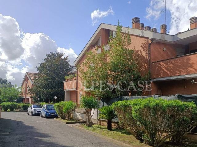 Appartamento in vendita a Roma RM