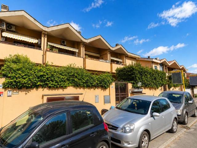 Appartamento in vendita a Roma RM