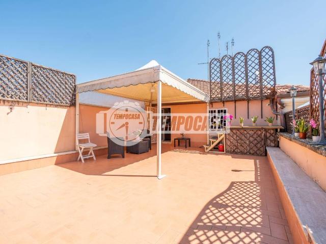 Appartamento in vendita a Roma RM