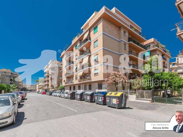 Appartamento in vendita a Roma RM