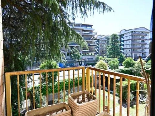 Appartamento in vendita a Roma RM