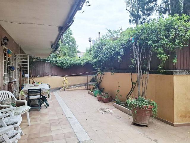 Appartamento in vendita a Roma RM