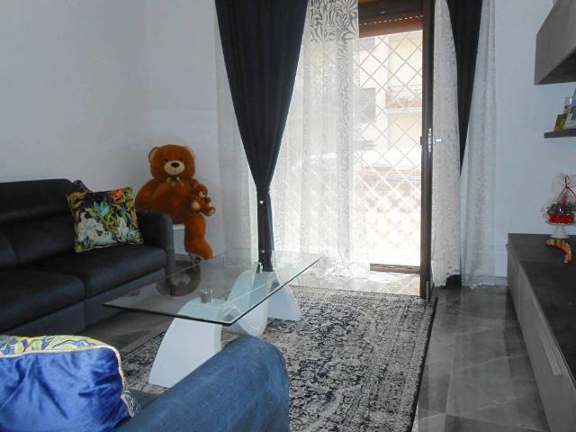 Appartamento in vendita a Roma RM
