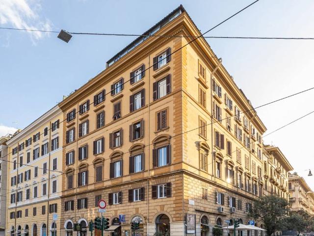 Appartamento in vendita a Roma RM