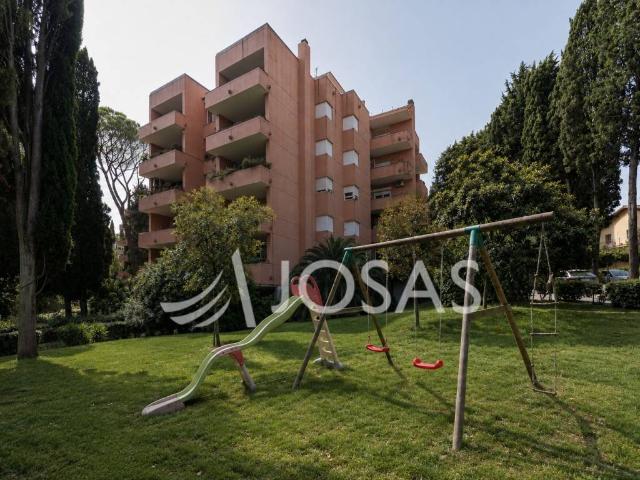 Appartamento in vendita a Roma RM