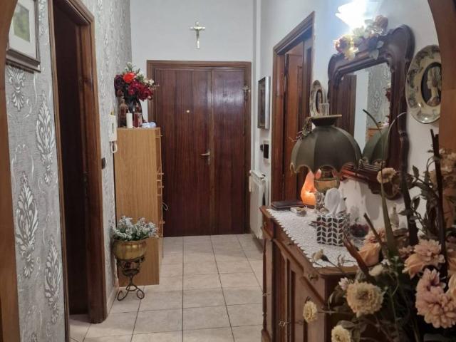 Appartamento in vendita a Roma RM