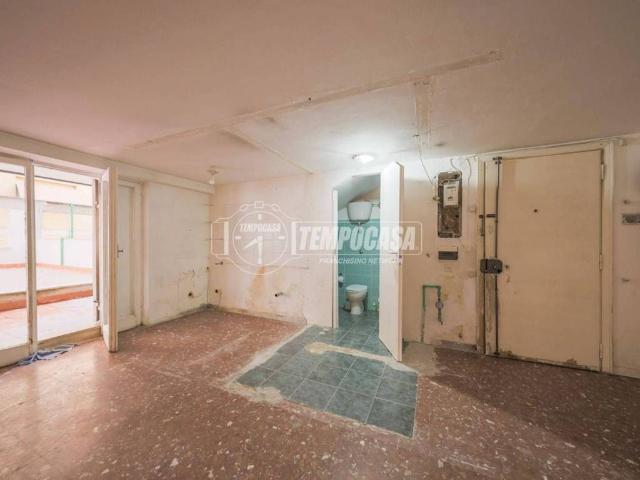 Appartamento in vendita a Roma RM