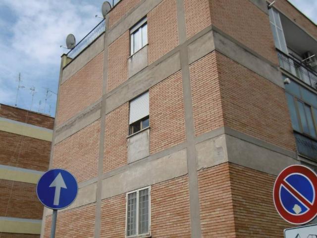 Appartamento in vendita a Roma RM