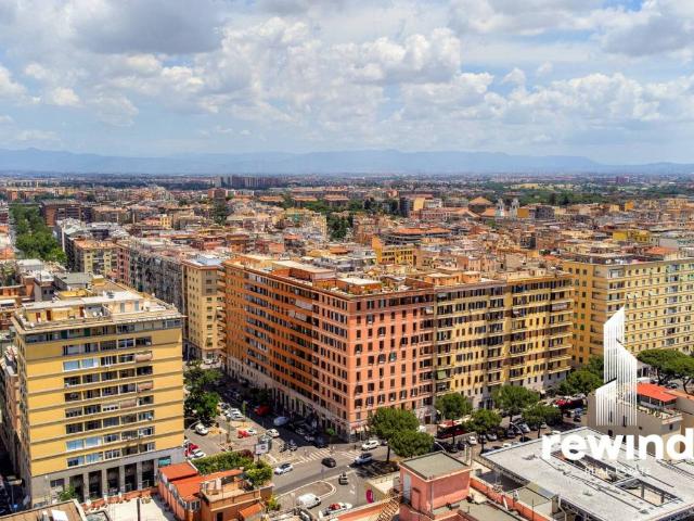 Appartamento in vendita a Roma RM