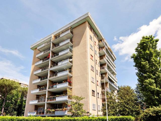 Appartamento in vendita a Roma RM