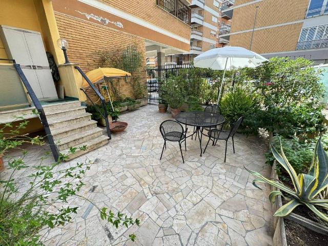 Appartamento in vendita a Roma RM