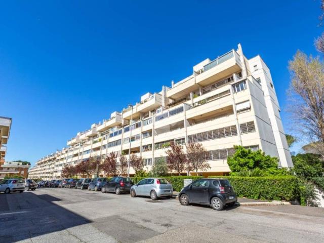 Appartamento in vendita a Roma RM