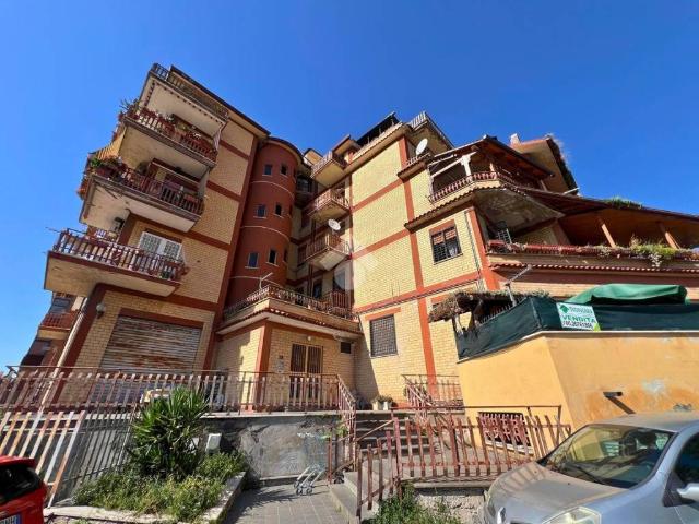 Appartamento in vendita a Roma RM