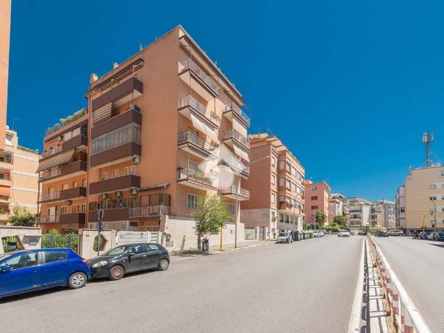 Appartamento in vendita a Roma RM
