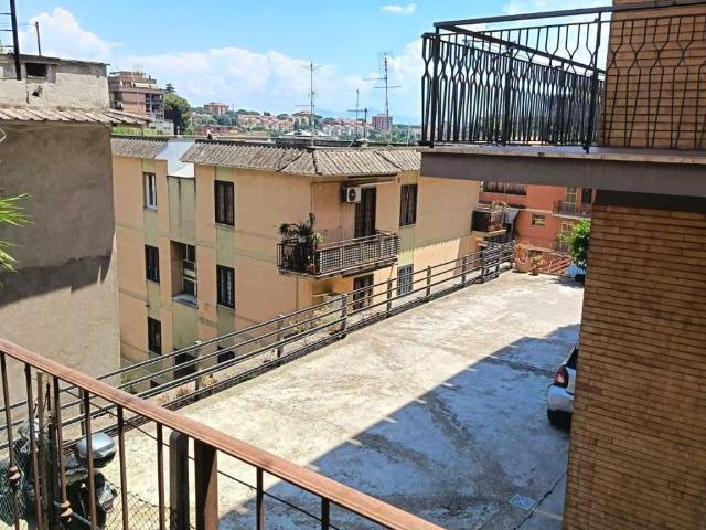Appartamento in vendita a Roma RM