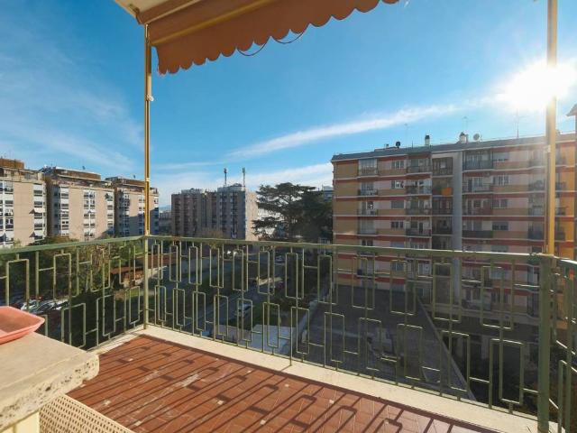 Appartamento in vendita a Roma RM