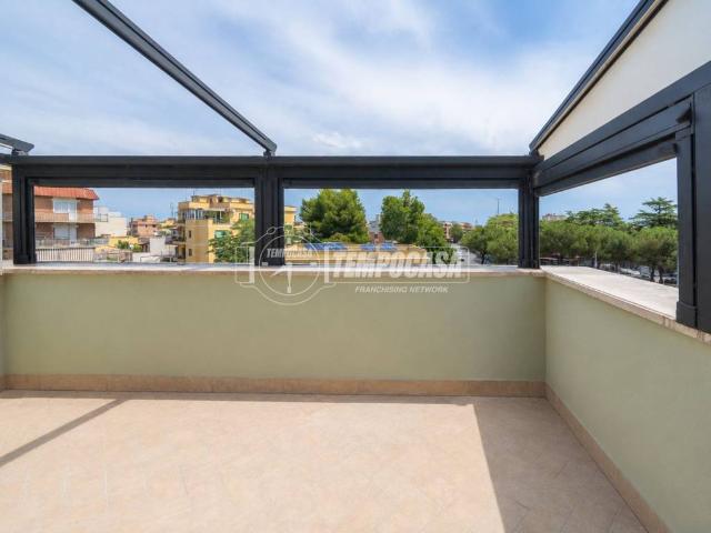 Appartamento in vendita a Roma RM