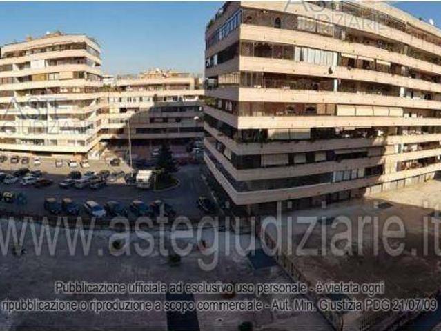 Appartamento in vendita a Roma RM