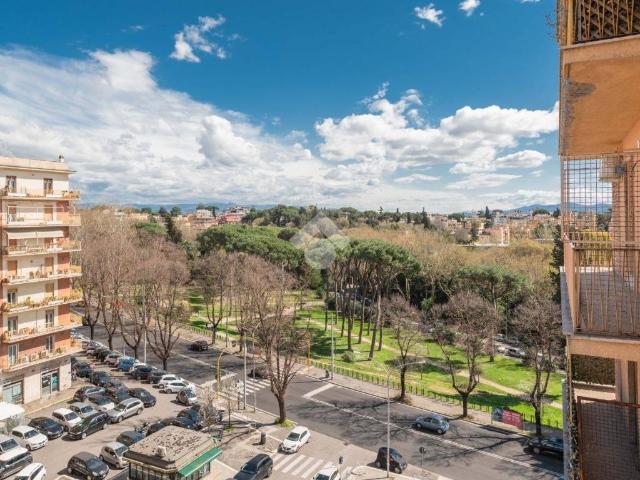 Appartamento in vendita a Roma RM