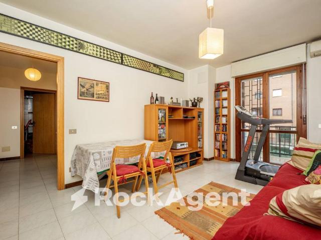 Appartamento in vendita a Roma RM