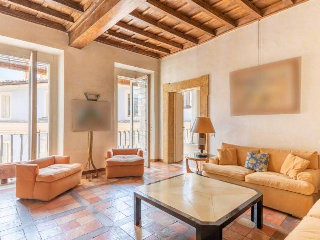 Appartamento in vendita a Roma RM