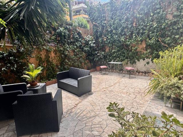 Appartamento in vendita a Roma RM