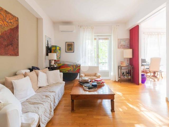 Appartamento in vendita a Roma RM