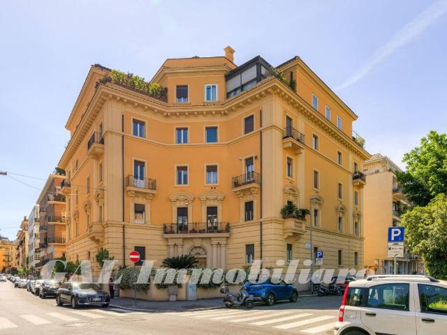 Appartamento in vendita a Roma RM