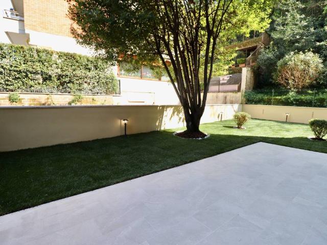 Appartamento in vendita a Roma RM