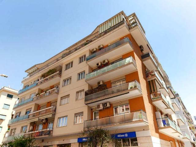 Appartamento in vendita a Roma RM