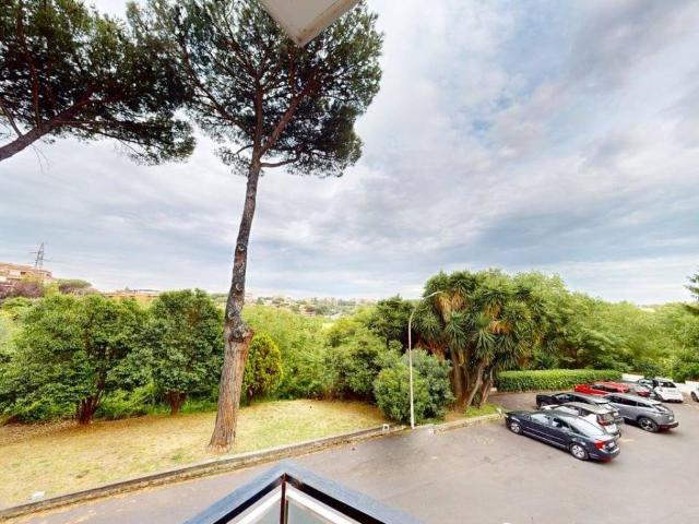 Appartamento in vendita a Roma RM