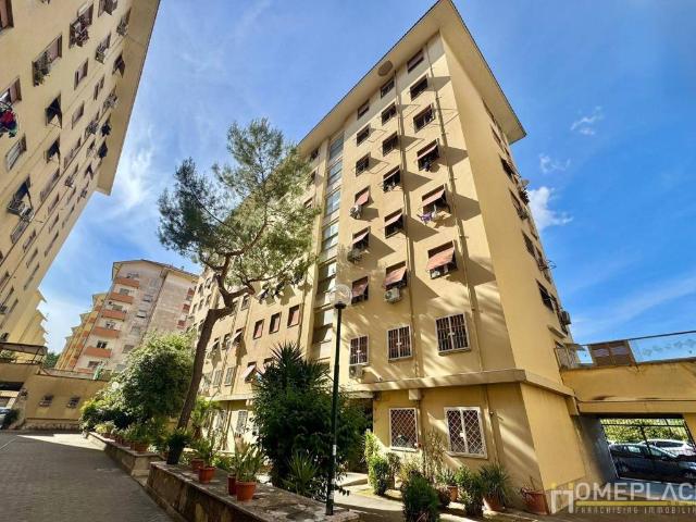 Appartamento in vendita a Roma RM