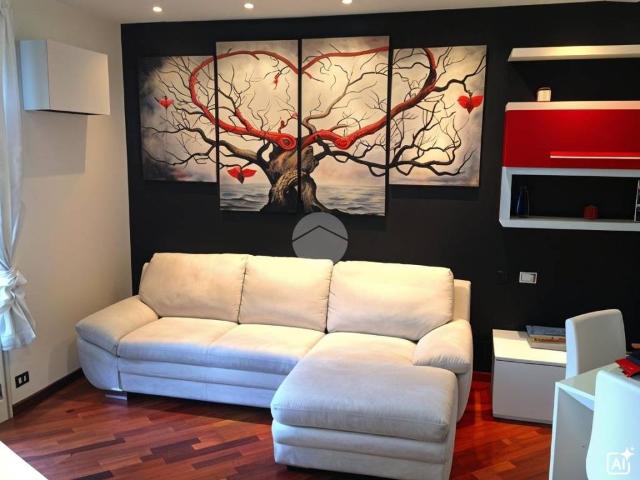Appartamento in vendita a Roma RM