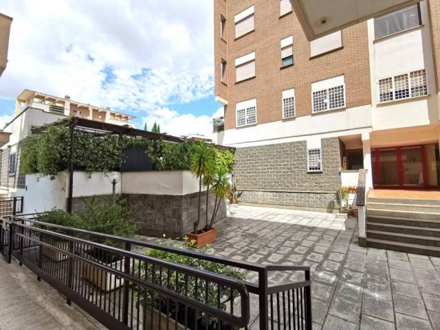 Appartamento in vendita a Roma RM
