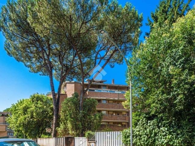 Appartamento in vendita a Roma RM