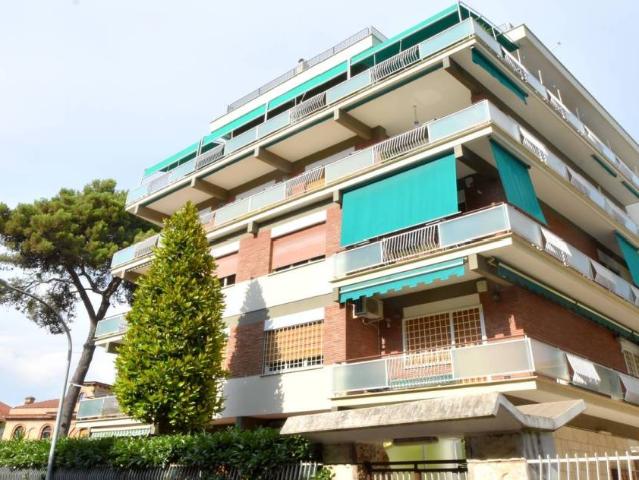 Appartamento in vendita a Roma RM