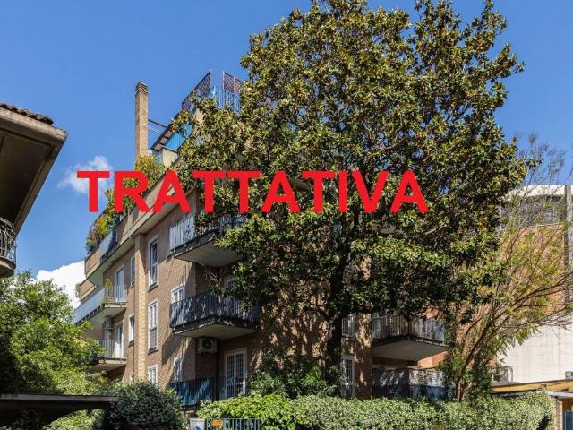 Appartamento in vendita a Roma RM