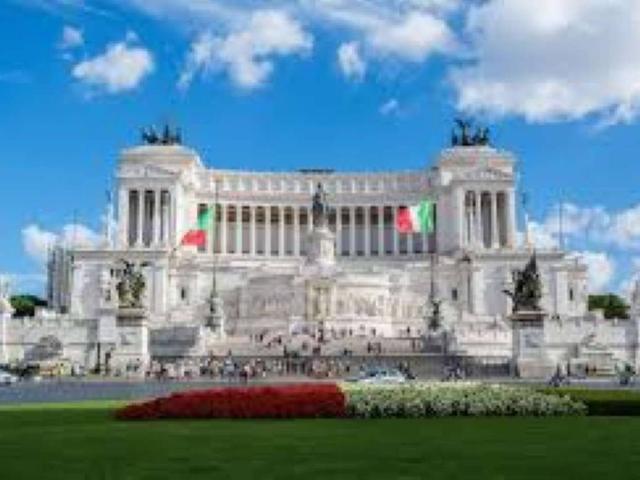 Appartamento in vendita a Roma RM