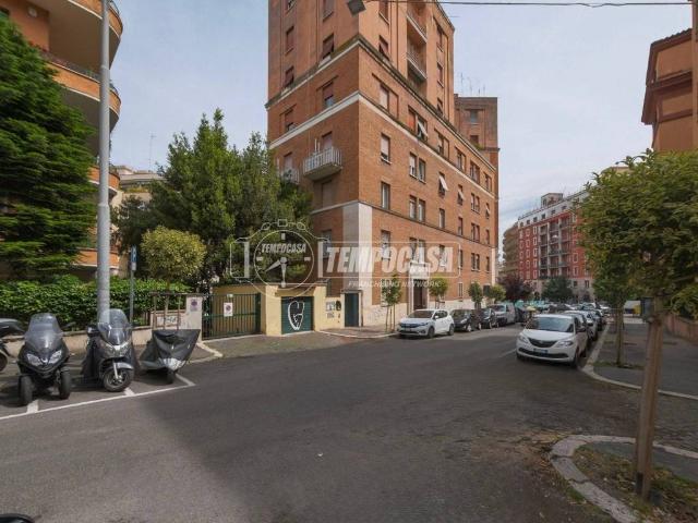 Appartamento in vendita a Roma RM