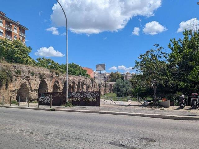 Appartamento in vendita a Roma RM